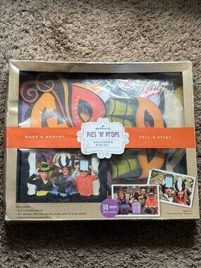 Hallmark Pics ‘n’ Props Halloween Party Activity Kit